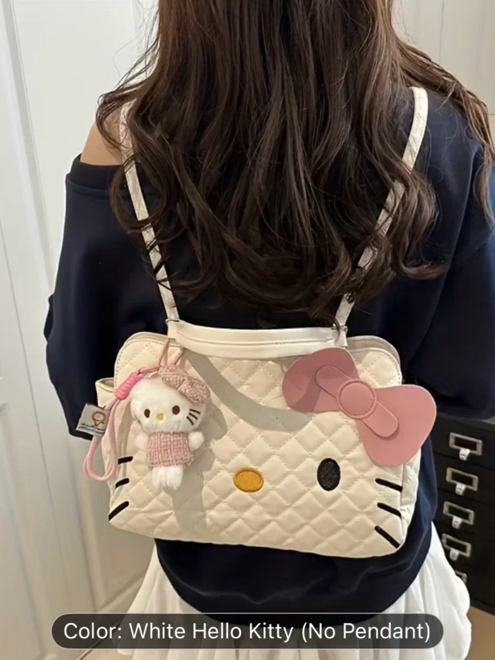 Hello Kitty White Quilted Shoulder Bag with Pink Bow Accent - Picture 2 of 5